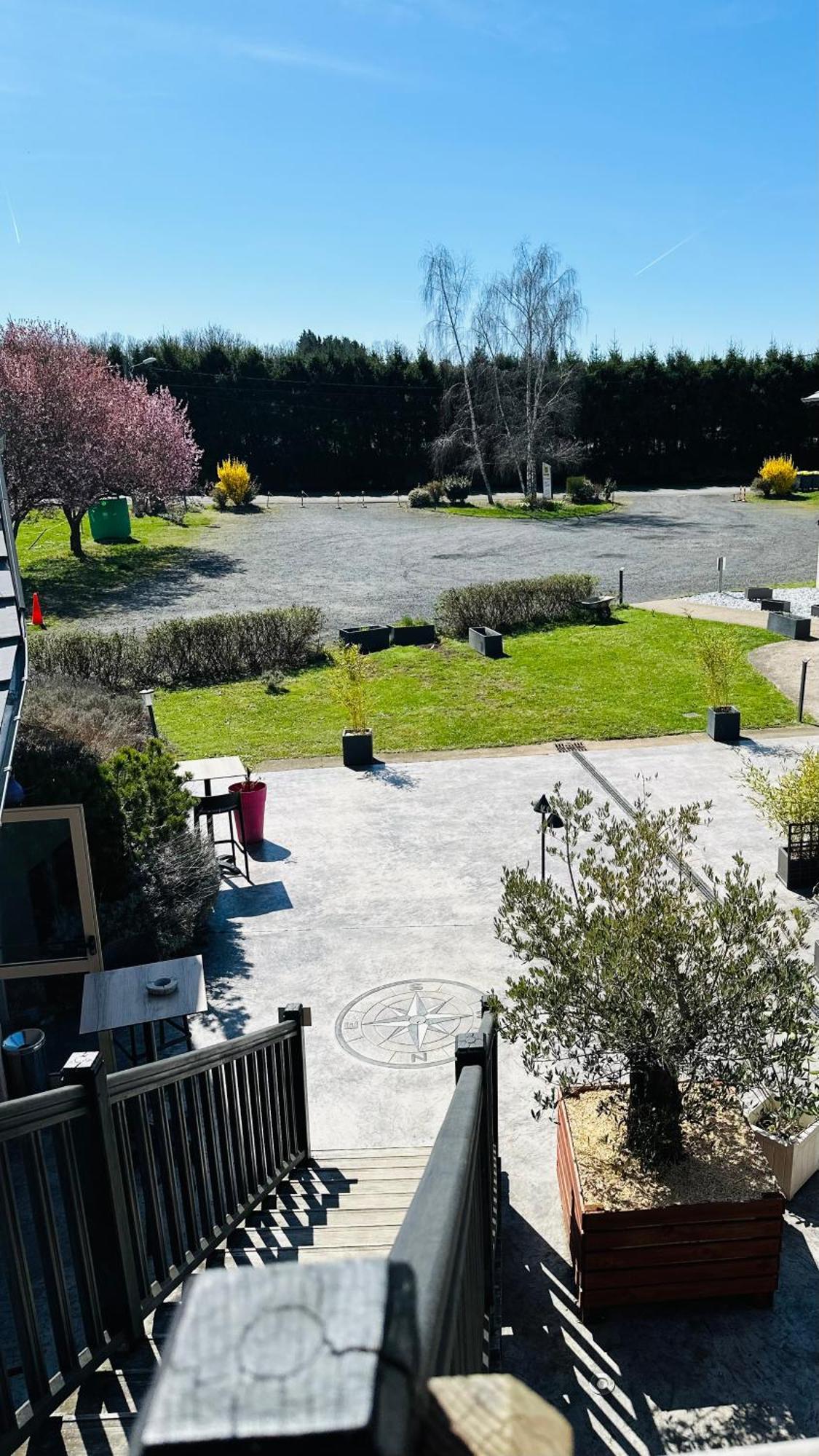 Logis Hotel Volcan Sancy Nebouzat Luaran gambar